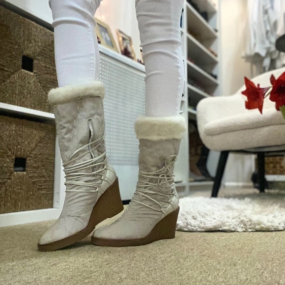 Jessica Simpson Winter Boots - Picture 2 of 9